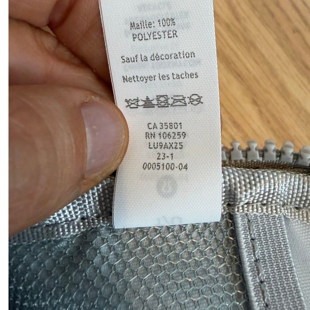 New with Tags Lululemon Grey Belt Bag - Picture 6 of 8